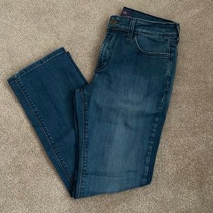 NYDJ straight lift tuck technology blue jeans size 8P